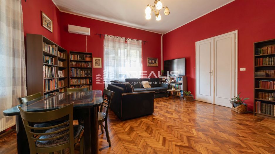 Central, spațios și versatil – Apartament cu 4 camere - Poză 2