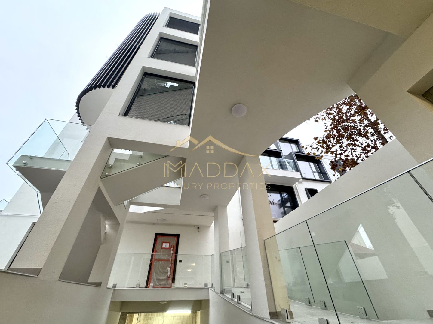 Apartament cu 3 camere *Prima Inchiriere* + Terasa *50mp* / Aviatiei - Herastrau - Poză 36