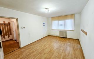 Apartament 2 camere, decomandat, 50 mp utili, Cetate - Poză 1