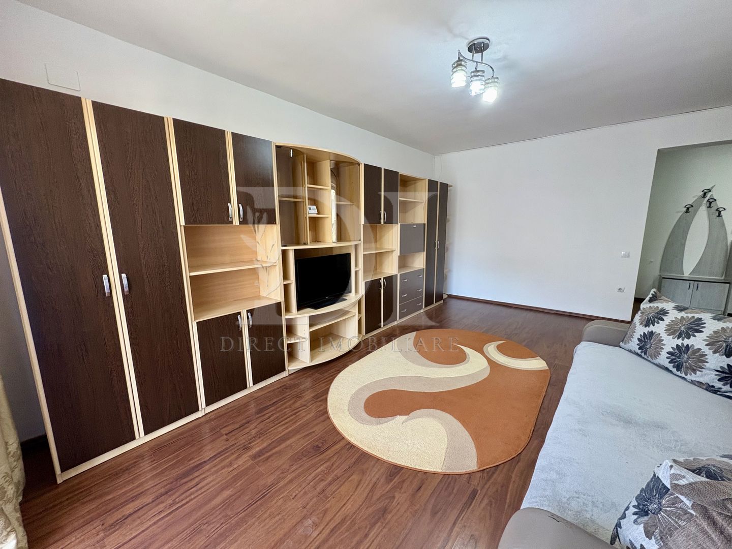 Apartament cu o camera | zona Cetatii Floresti - Poză 3