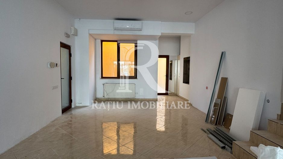 De inchiriat | Spatiu Comercial 150 MP | Iosia - Poză 3