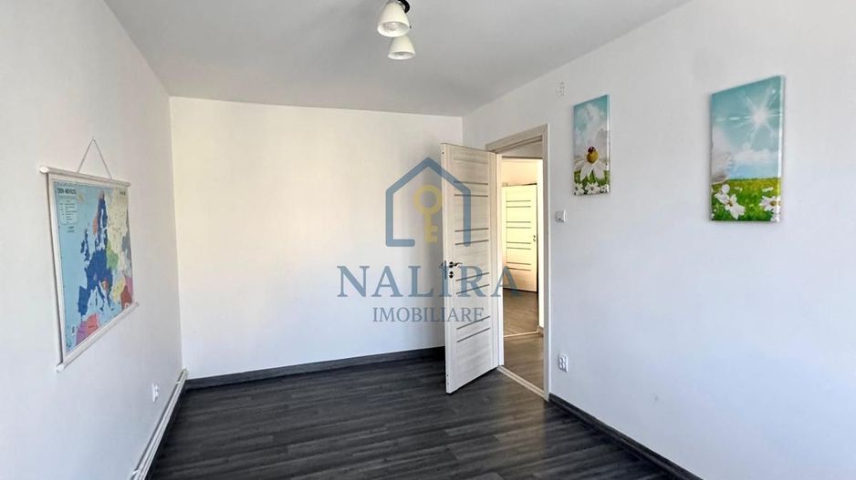 Apartament 3 camere de vanzare - Traian - Etaj intermediar - Poză 7