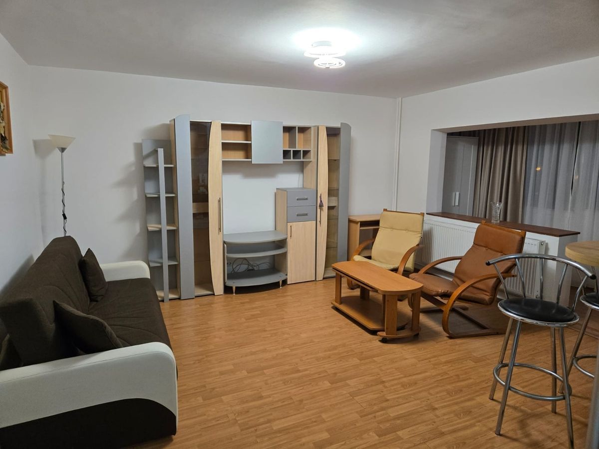 Închiriez apartament 2 camere, Mall Vitan, mobilat, metrou 4 minute - Poză 3
