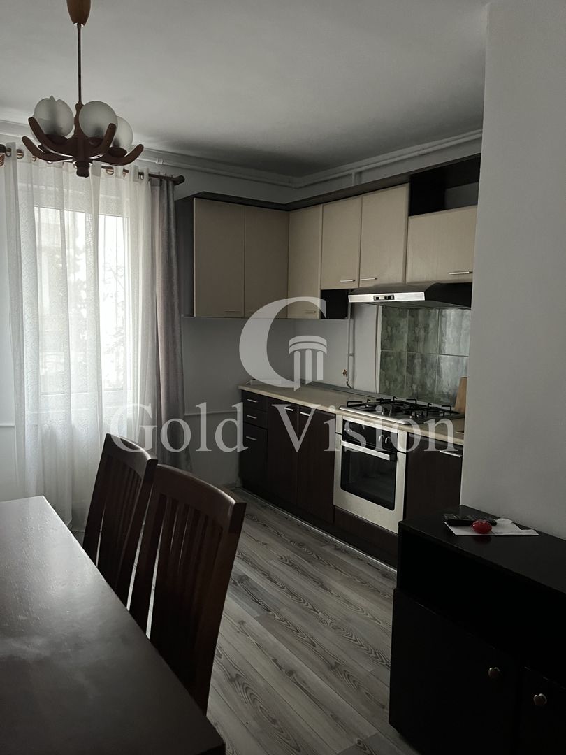 Apartament 2 camere, de vanzare, zona centrala, Reghin, disponibil imd - Poză 1