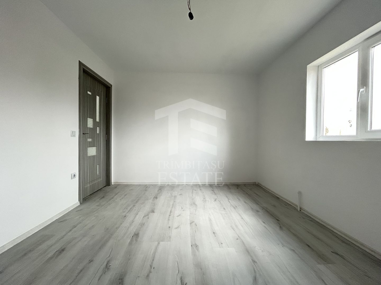Casa din BCA c-tie 2025 – Pecineaga – apa/canalizare/curent - Poză 5