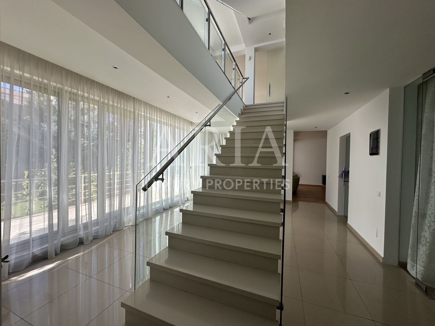 VILA INDIVIDUALA PIPERA Erou Iancu Nicolae - Poză 8