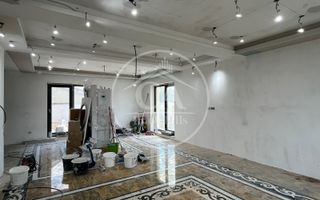 Casă de vânzare P+E+M cu 7 camere in Cartierul Grigorescu, Oradea - Poză 1