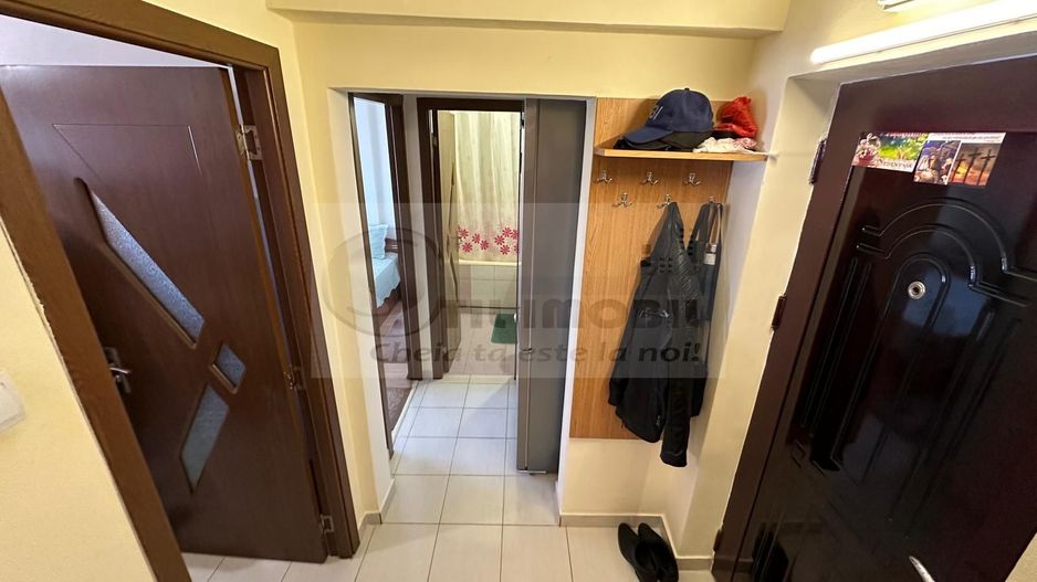 Apartament cu 2 camere, decomandat, 37.6 mp - Zimbru - 73.000 euro ! - Poză 2