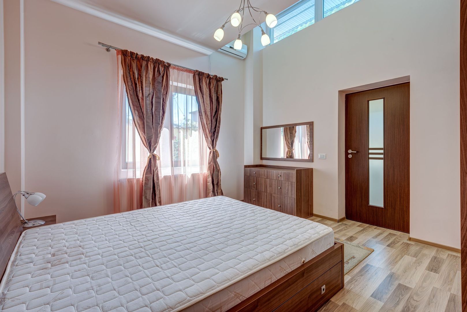 COMISION 0% - Casa singur curte 3 dormitoare 2 bai, finisaje moderne - Poză 4