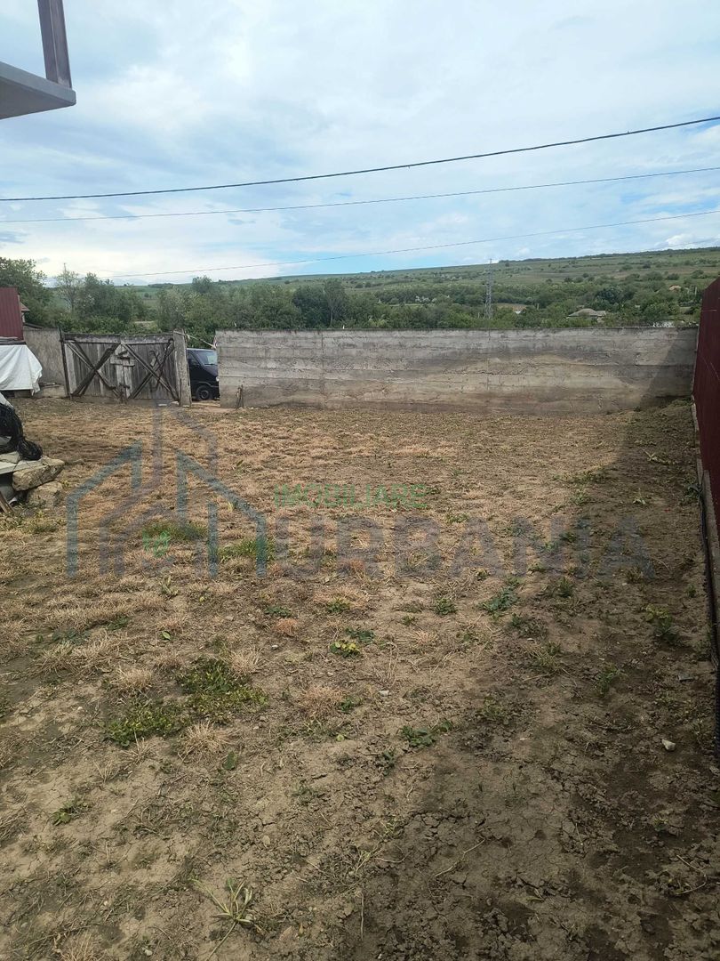 Casă de vânzare în sat Isaiia, comuna Răducăneni, județul Iași - Poză 6