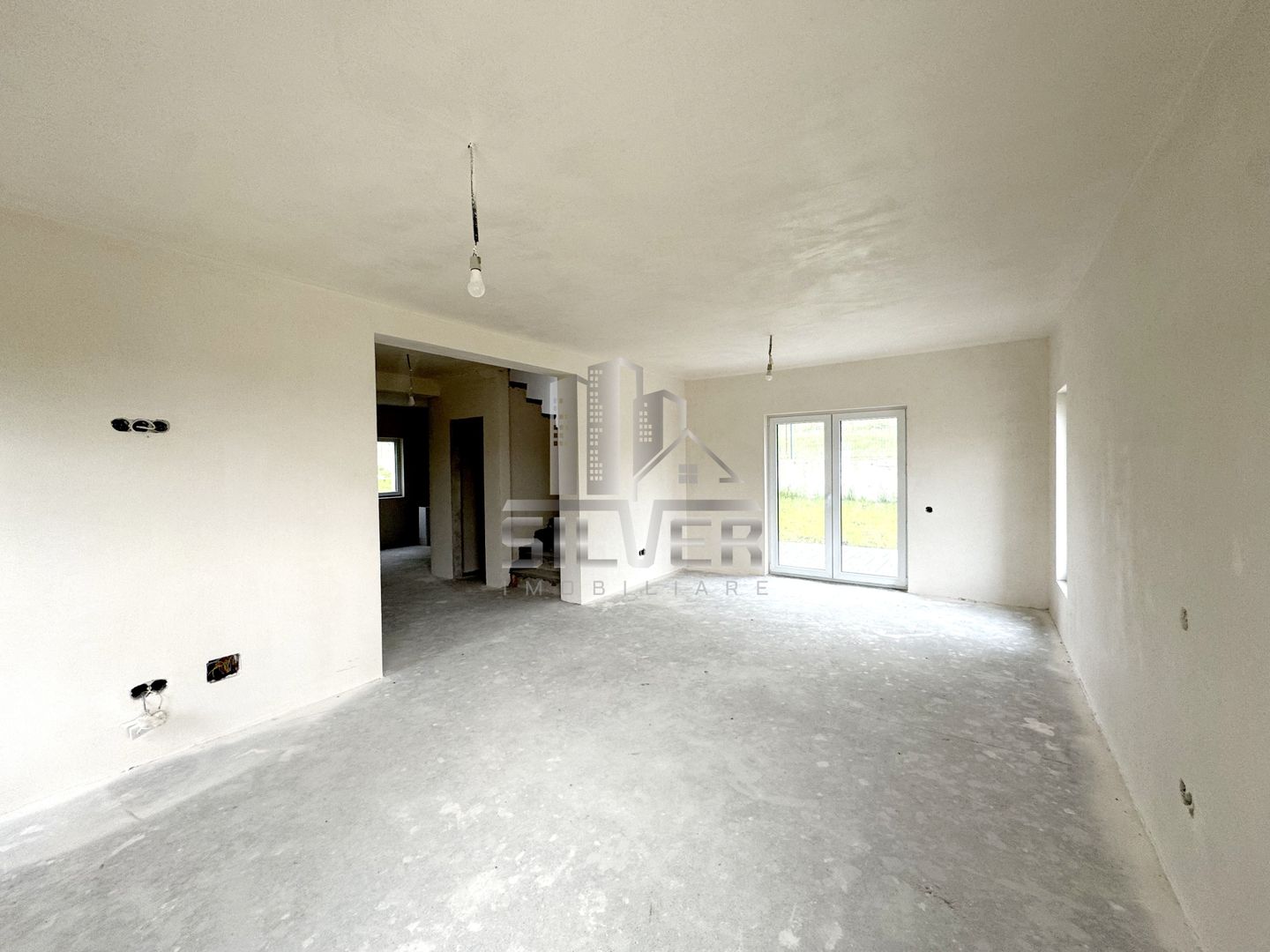 Casa  individuala cu teren de 472 mp in zona centrala. - Poză 10