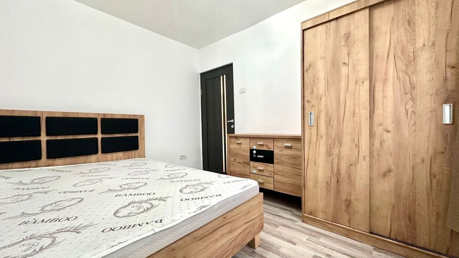 Apartament 2 camere, Micalaca, etaj 1, centrala proprie si parcare - Poză 4