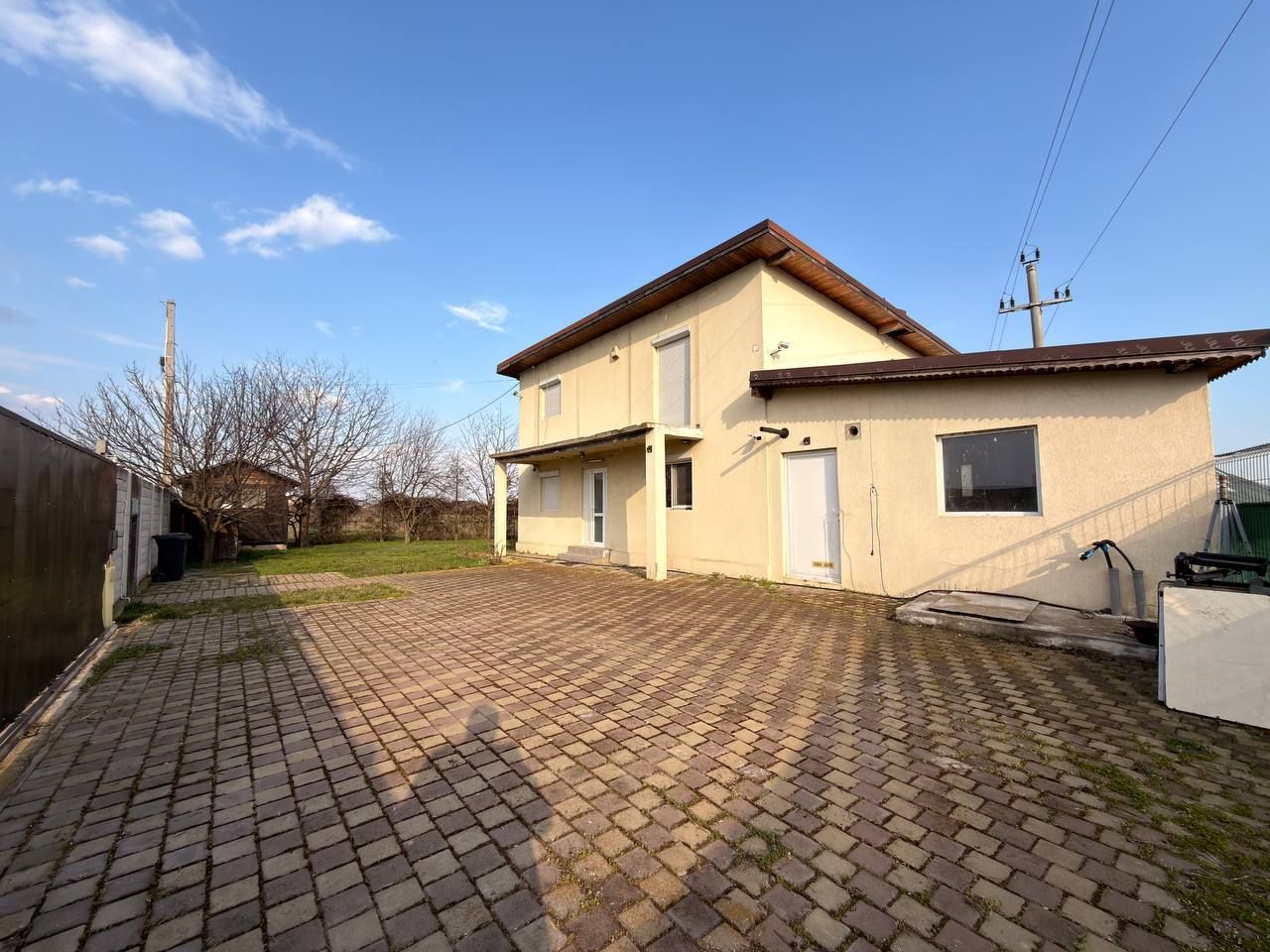 Casă de vânzare, 4 camere, 162 mp Buturugeni - Poză 1