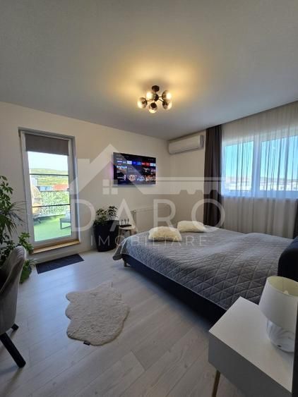 Penthouse 120 mp cu terase generoase - Poză 10