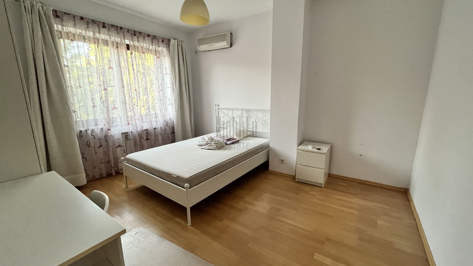 VILA 7 CAMERE, MOBILATA IN PIPERA DISPONIBILA IMEDIAT - Poză 32