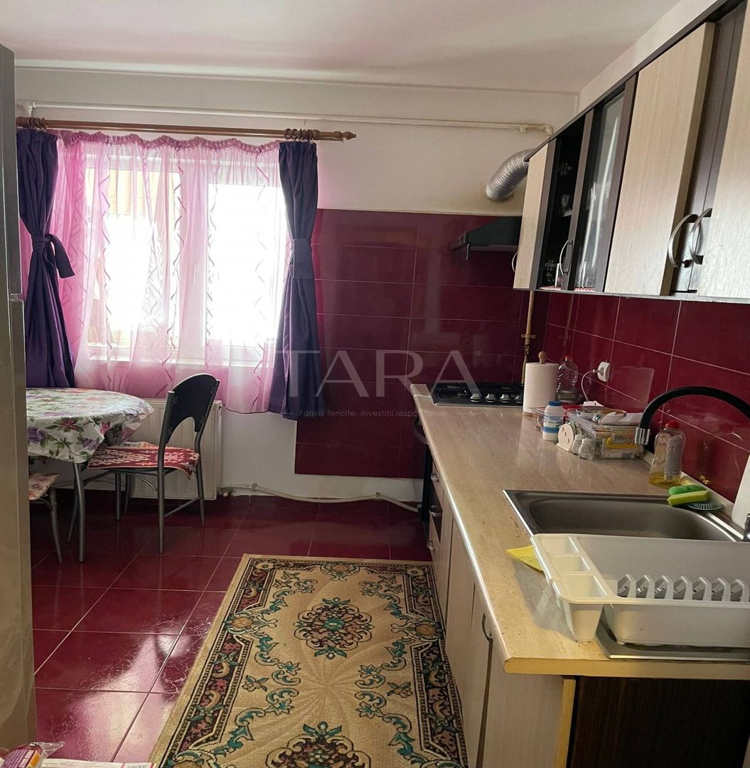 Apartament de 2 camere de vânzare în Florești, zona Eroilor. - Poză 2