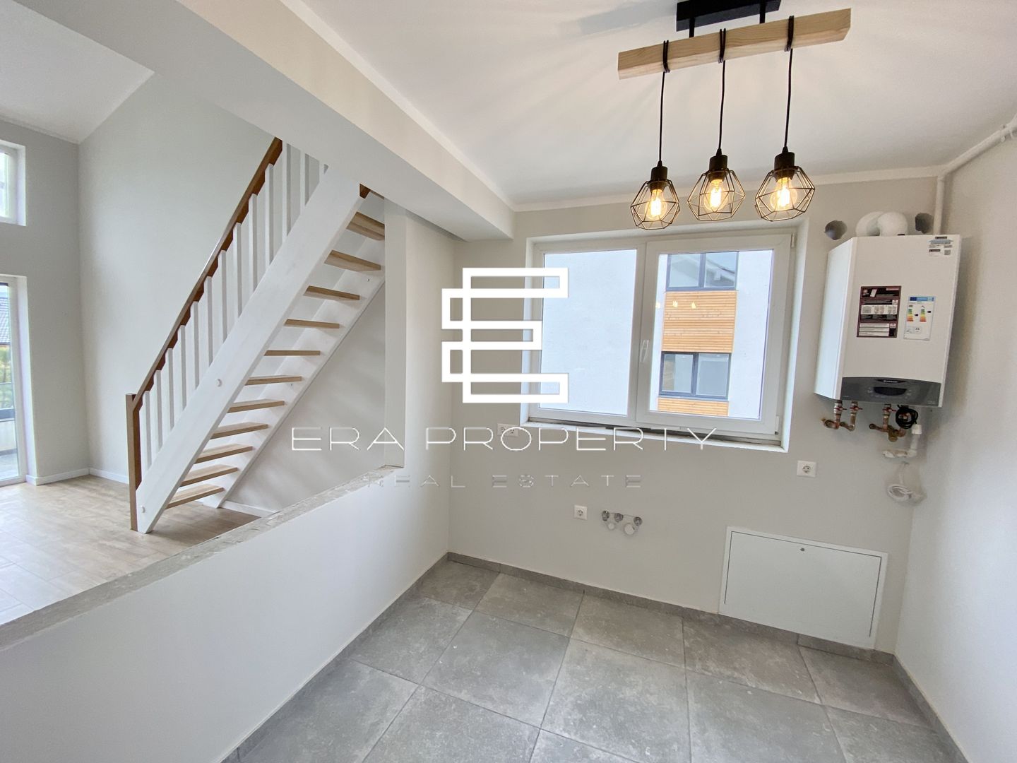 Penthouse 4 camere, 103 mp -intabulat - zona Aeroport Sibiu - Poză 2