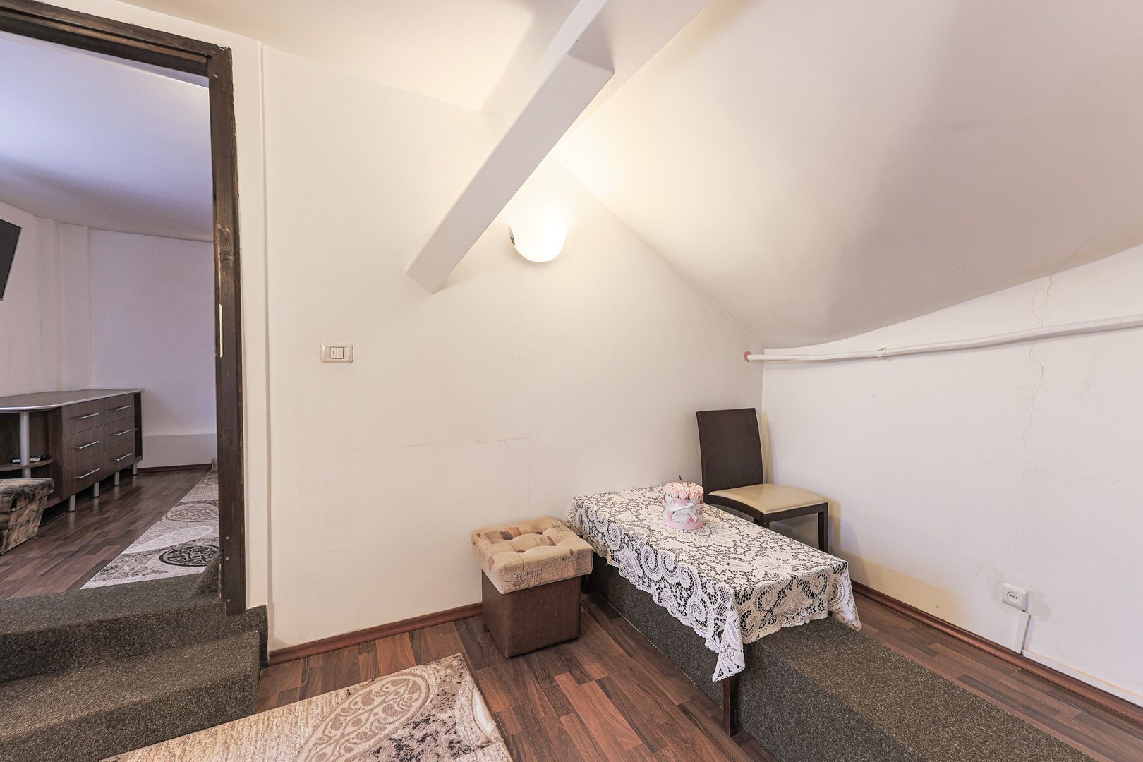 Apartament cu 2 camere la curte comună, la cheie pe str. Barabas Bela - Poză 5