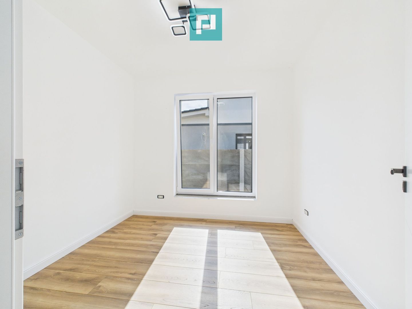 Duplex modern  – la doar 4 km de Timișoara - Poză 10