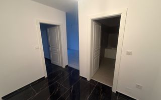 Decomandat.  Bucatarie inchisa . Loc de parcare - Poză 3