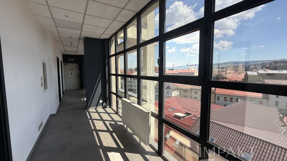 Cladire de birouri cu  spatii vitrate generoase in Zorilor. - Poză 15