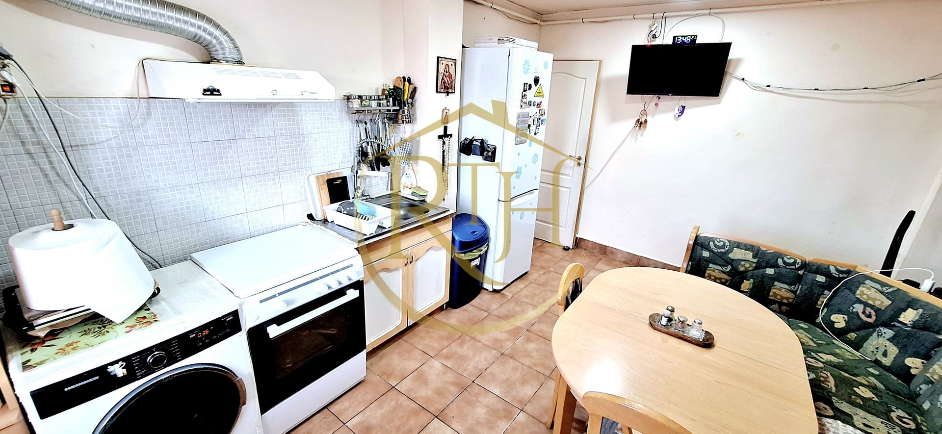 Oferim spre vanzare, Apartament cu 3 camere, Girocului, Sp. Judetean - Poză 12