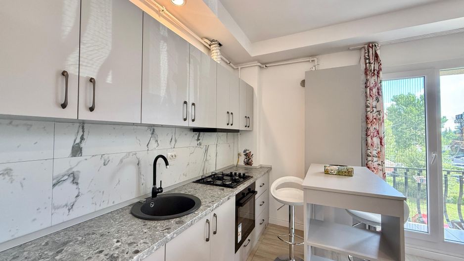 COSMOPOLIS - Apartament cu 2 camere tip studio, mobilat si utilat. - Poză 3