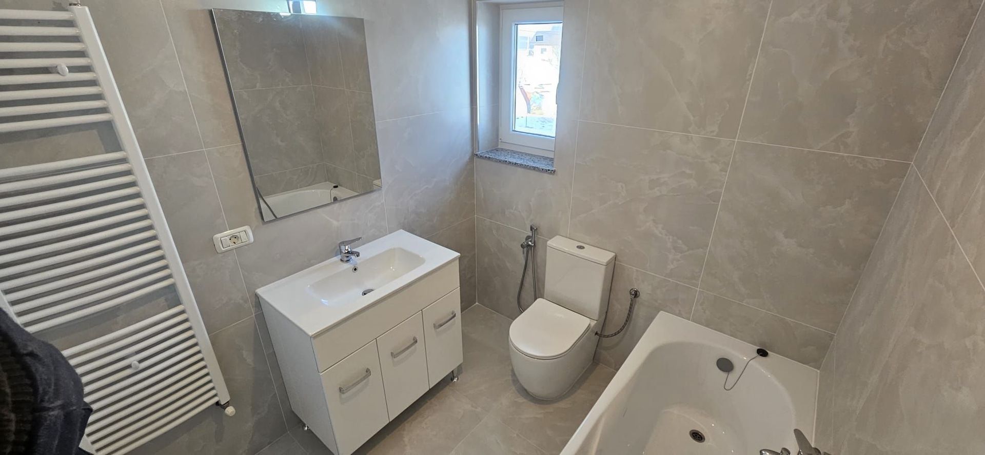Duplex De Vanzare I Ipotesti, Suceava I Pret: 141.999 € - Poză 18