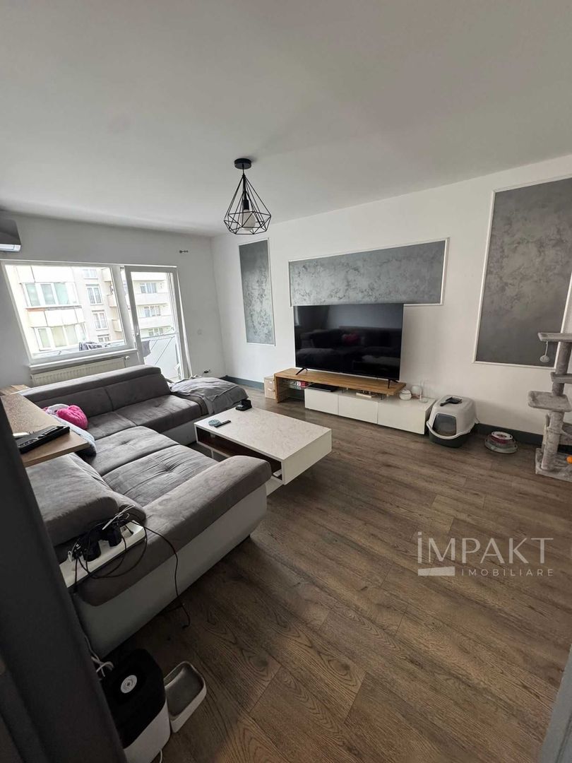 Apartament cu 4 camere, decomandat, garaj, Cartier Mărăști! - Poză 2