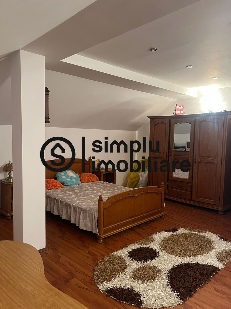 Vila S+P+1+M Lapus, str Paunitei - Poză 9