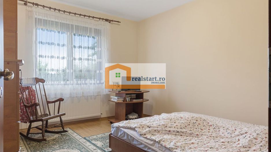 2 vile tip Duplex, ideal investitie, piscina exterioara, trifazic - Poză 8