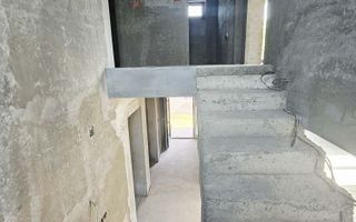 🏡 Vilă luminoasă, 4 camere, cu teren generos – Com. Plopu - Poză 32