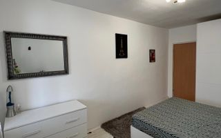 Centrala proprie. Complet renovat. Mobilat si utilat. - Poză 5
