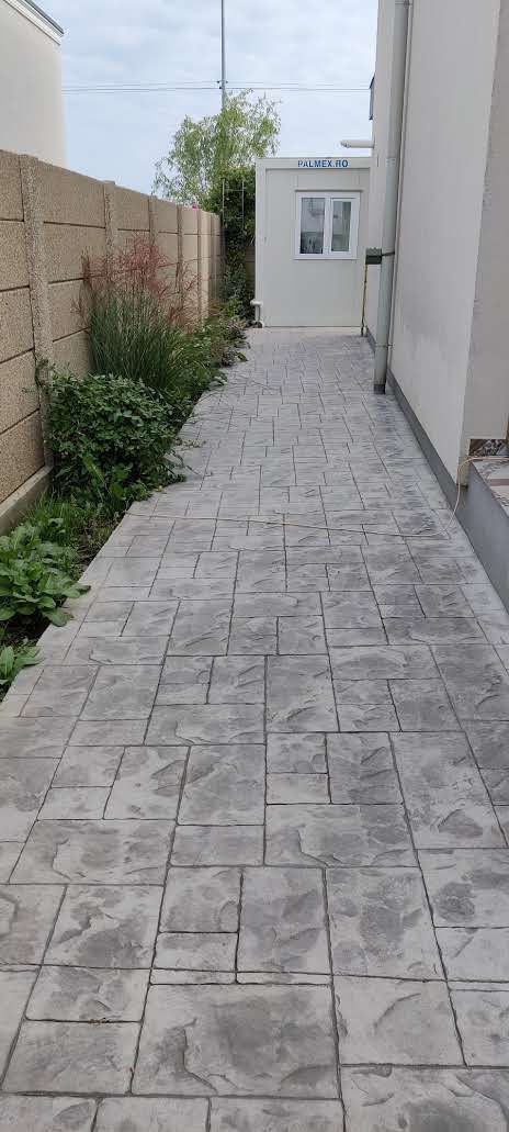 DUPLEX MOSNITA NOUA  98 MP UTILI CU 375 MP TEREN - Poză 24