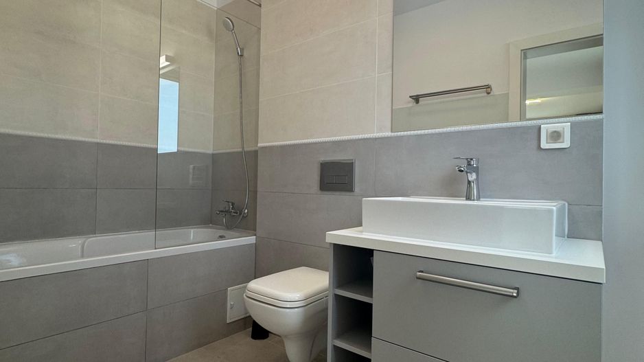 Apartament 3 camere, parcare subterana - Poză 13