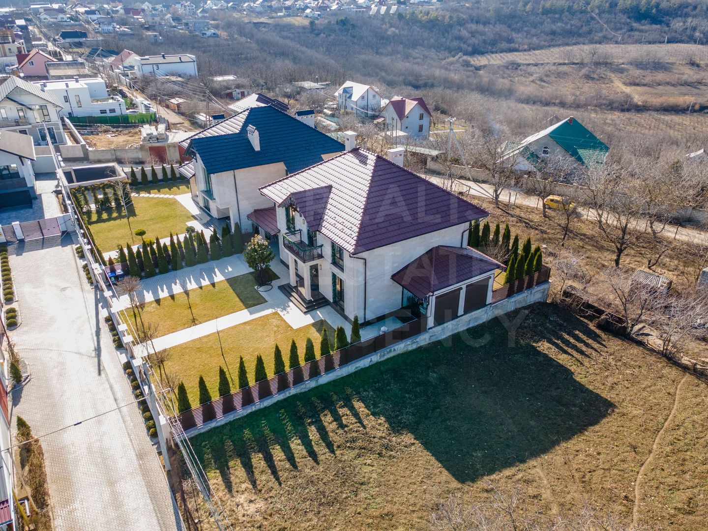 Vânzare, casă, 2 nivele, 3 camere, str. Drumul Vilelor, Dumbrava. - Poză 2