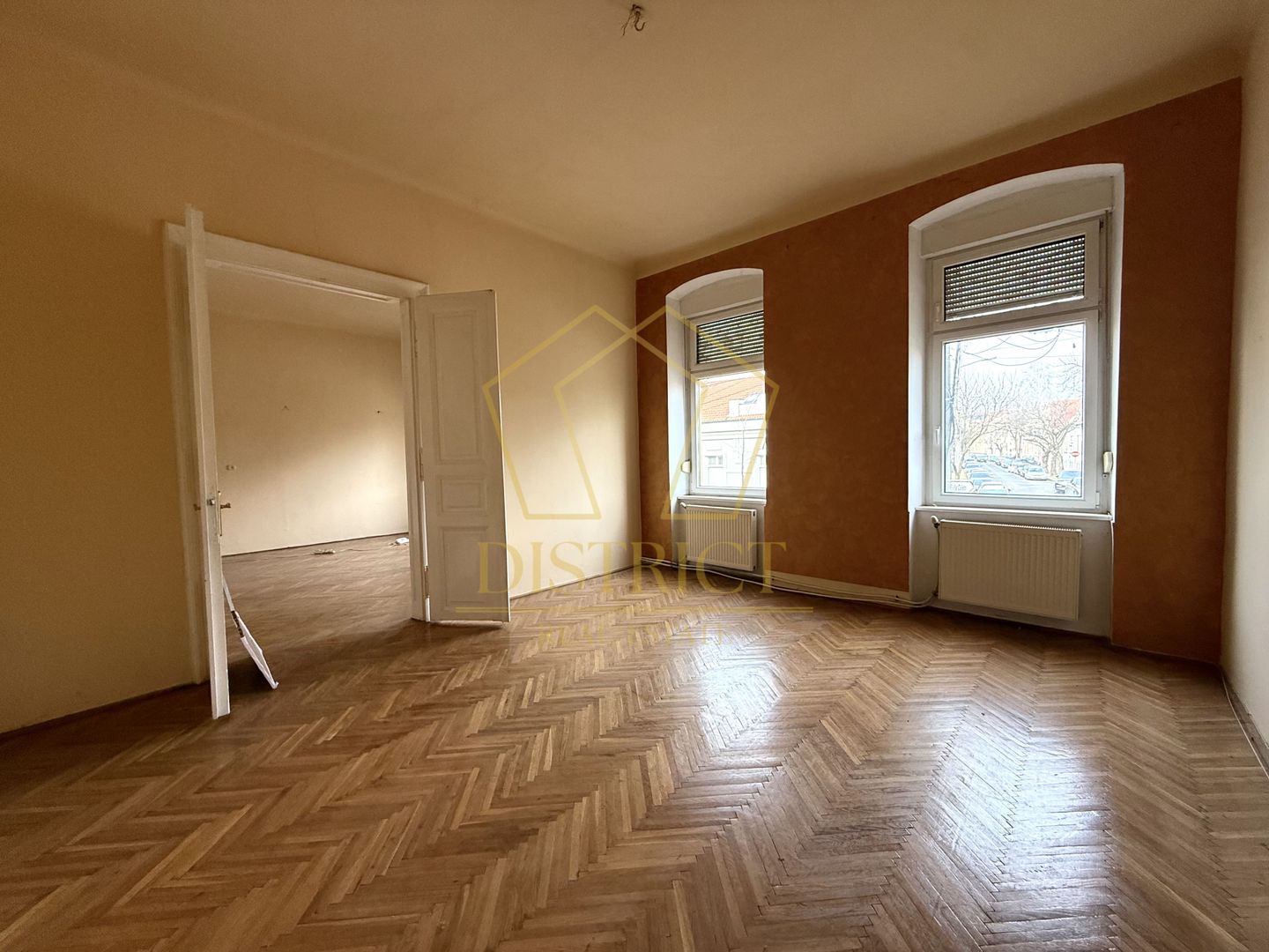 Spatiu pentru birouri, curte interioara si VAD | Balcescu - Poză 1