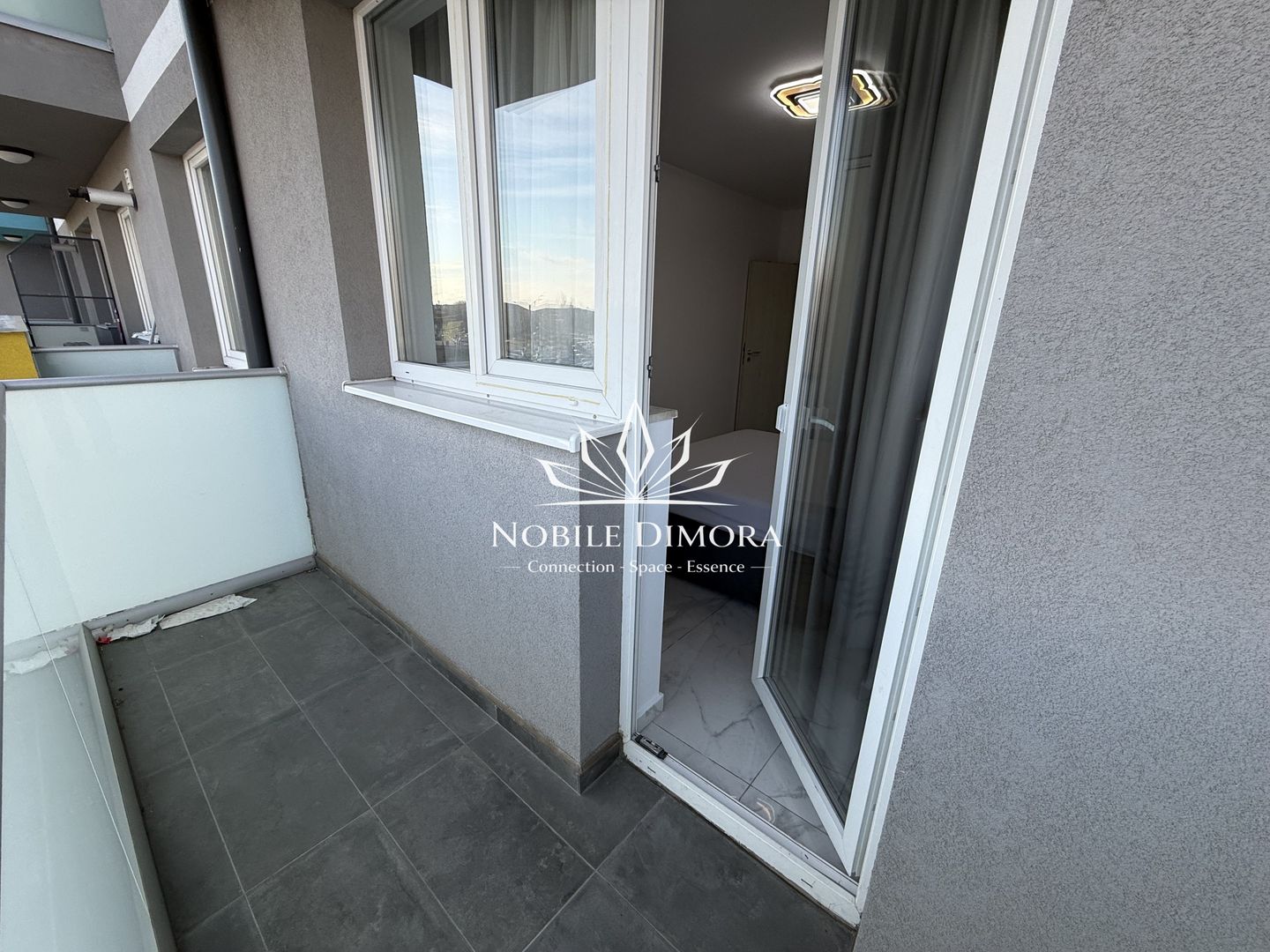 Apartament cu 3 camere, 2 bai, 2 balcoane, 2 locuri de parcare - Torontalului - Poză 14