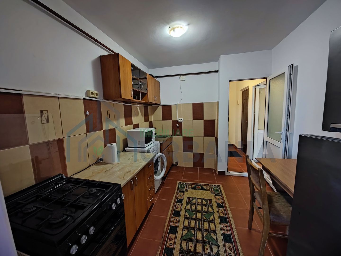 # - Apartament cu o cameră - 5 minute de Podu Roș - Poză 2