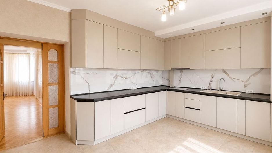 Cojușna - Casă 6 Dormitoare + Living | 259 m² | teren 10,81 ari | 249.000 € - Poză 4