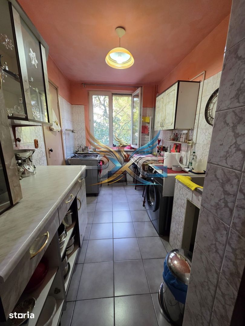 Apartament 3 camere Metrou Valea Ialomitei - Poză 2