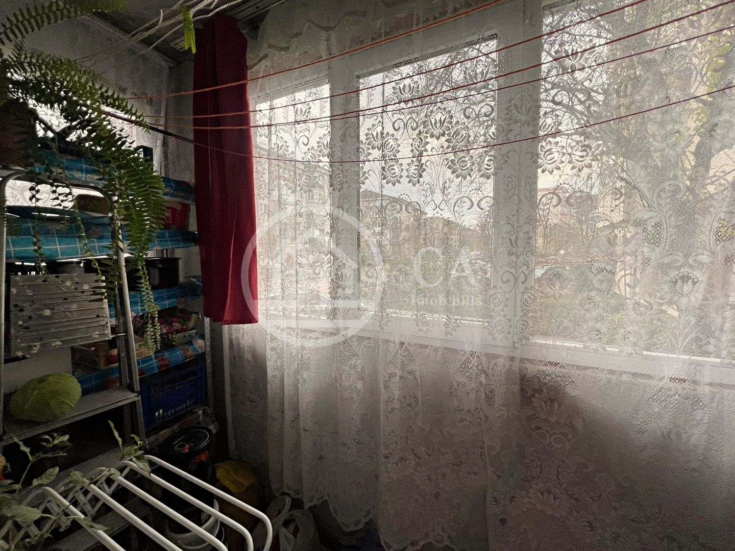 Apartament de vanzare cu 4 camere in zona Nufarul, Oradea - Poză 11