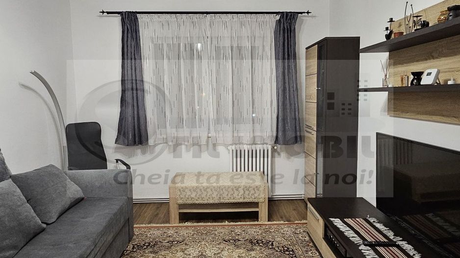 Apartament cu camere Alexandru cel Bun - 450 euro - Poză 1