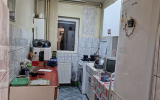 Apartament 2 camere | Decomandat | Zona Tractor | Oportunitate de inve - Poză 2