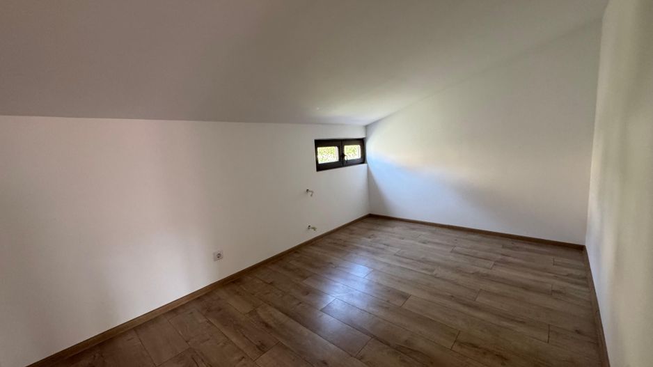 VILĂ CU POTENȚIAL MULTIPLU| HERASTRAU - Poză 13