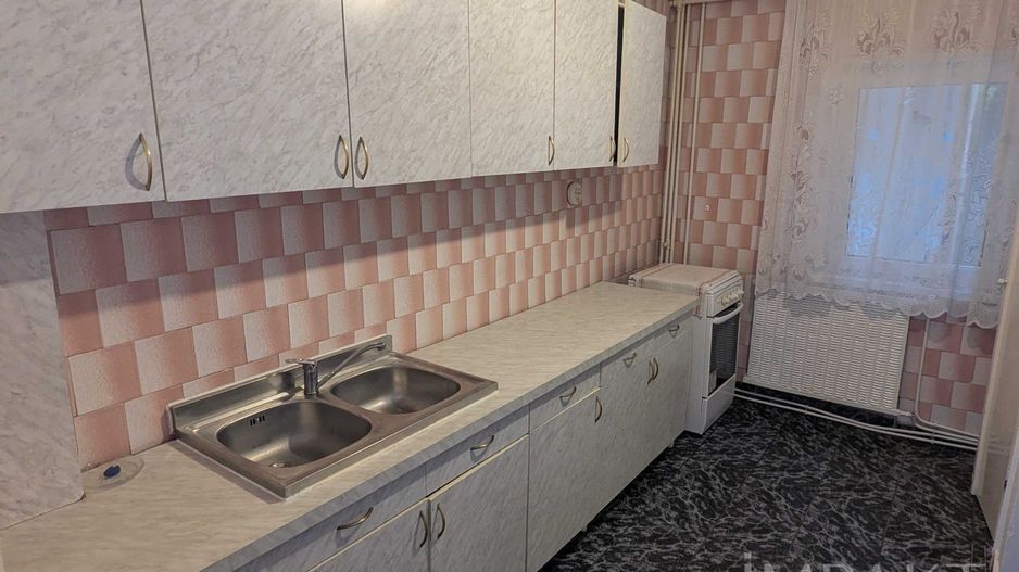 Apartament 4 camere decomandate, etaj intermediar,  zona Kaufland - Poză 5