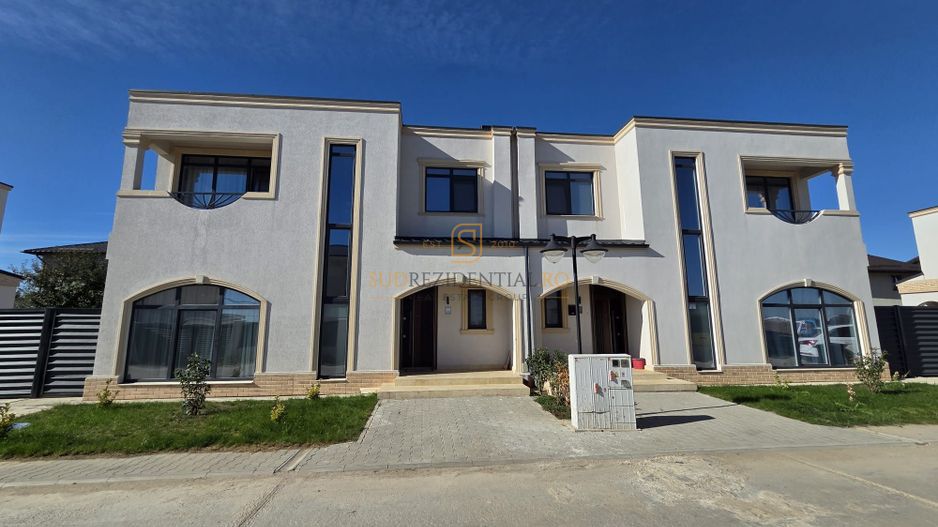 VILĂ MODERNĂ DE VÂNZARE –  POMPA DE CALDURA , PANOURI FOTOVOLTAICE - Poză 28