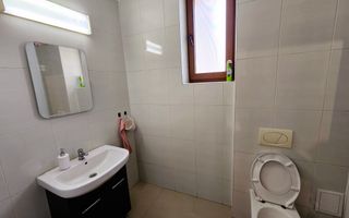 Spatiu de birouri la casa, 5 camere, 803 mp, Cetate - Poză 6