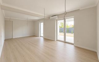 Duplex cu 5 camere - 3 bai. Finisaje Premium. Toate utilitatile. Asfalt. - Poză 6
