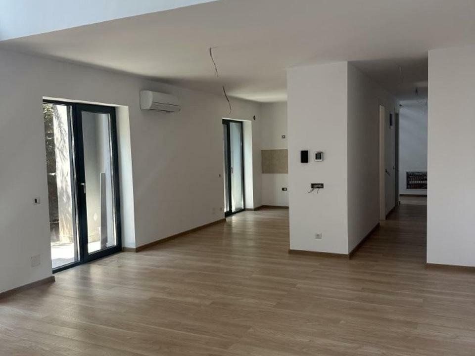 Duplex parter /Spatiu comercial - Poză 3